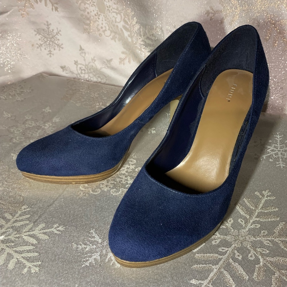 Fioni Navy Blue Suede Like Heels